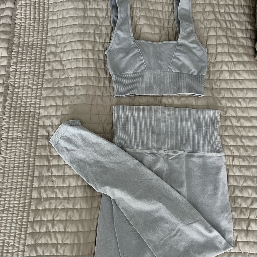 Free People Movement Grey High Waisted Leggings and Movement Bra SET XS/S